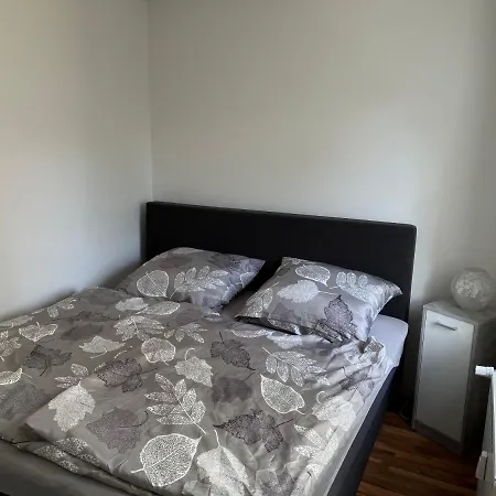 Apartmán Schone Kleine Mit Terrasse Nahe Centro